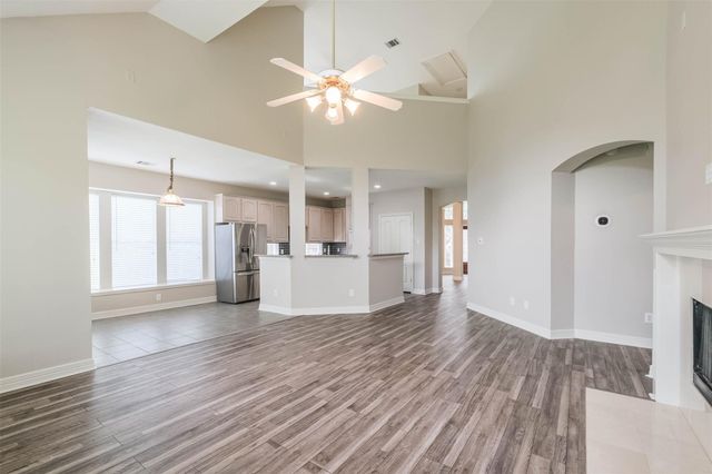 5911 Brook Bend Drive, Sugar Land, TX 77479
