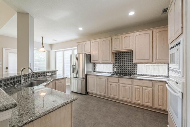 5911 Brook Bend Drive, Sugar Land, TX 77479