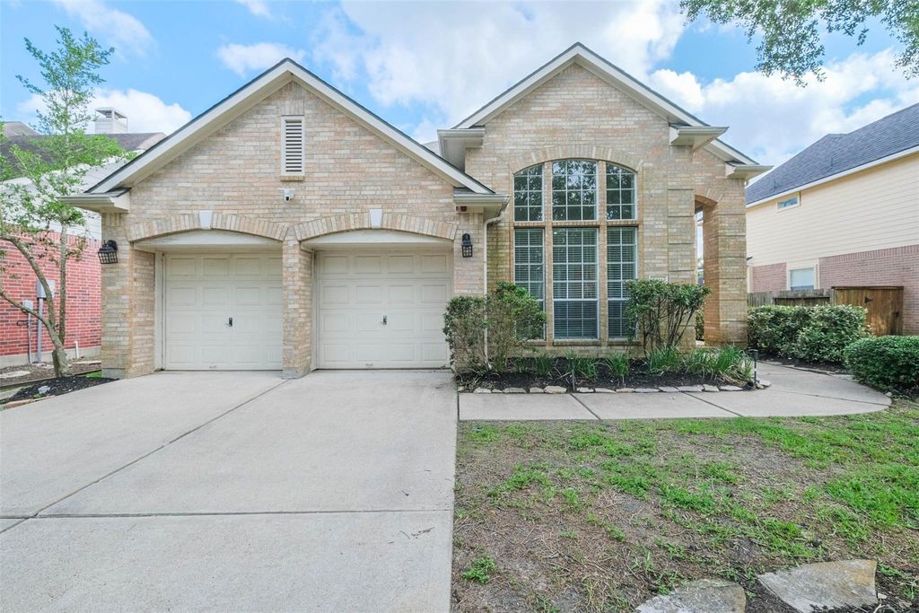 5911 Brook Bend Drive, Sugar Land, TX 77479