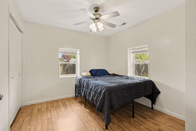 1230 Fleming Street, Hobart, IN 46342
