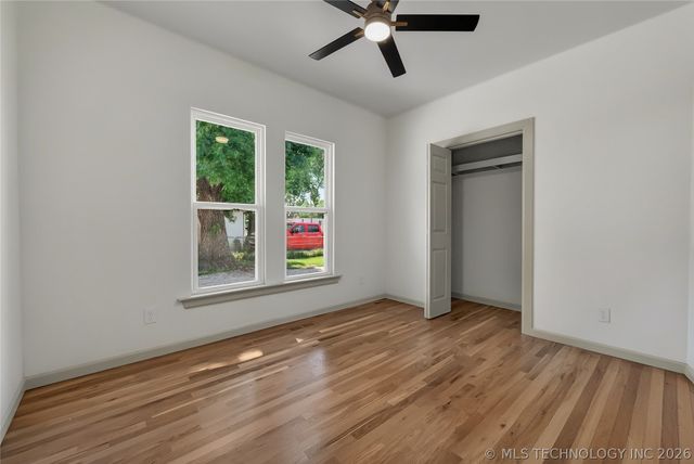 320 E 5th Street, Claremore, OK 74017