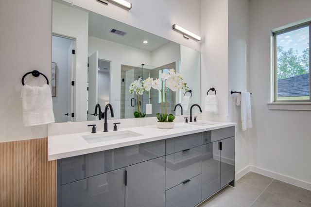 6742 Peerless Street A, Houston, TX 77021