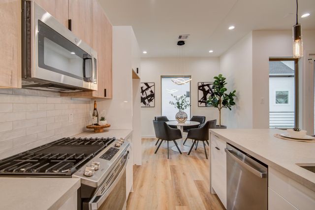 6742 Peerless Street A, Houston, TX 77021