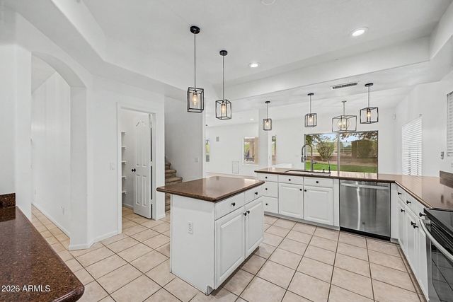 4331 E PRICKLY PEAR Trail, Phoenix, AZ 85050