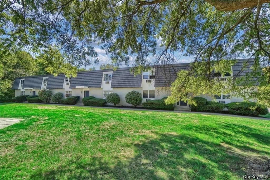 5 White Gate Road A, Wappingers Falls, NY 12590