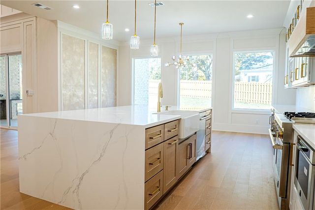 2210 Ridgedale Drive, Grayson, GA 30017