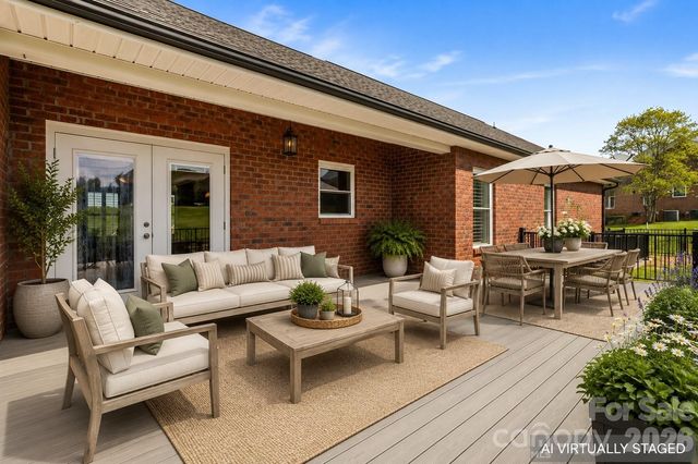 2411 Carriage Lane, Lincolnton, NC 28092
