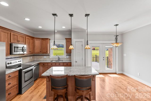 2411 Carriage Lane, Lincolnton, NC 28092