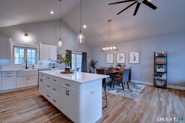 5 Rebecca Court, Montville, CT 06370