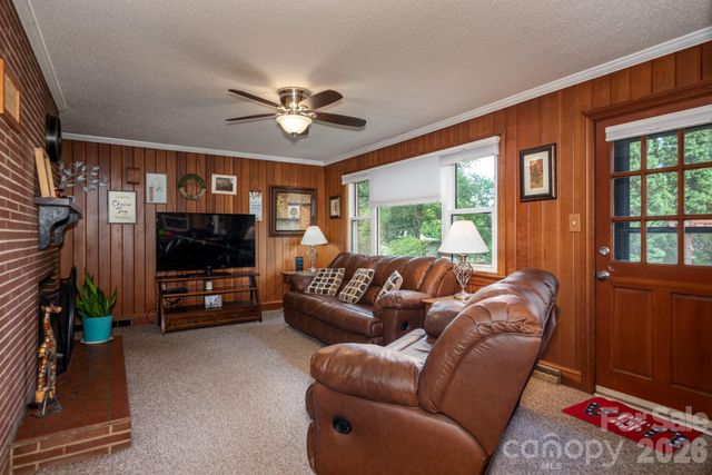117 Rockwood Lane, Statesville, NC 28677