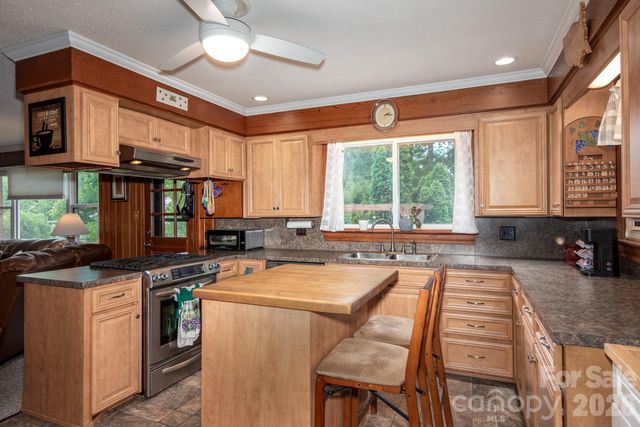 117 Rockwood Lane, Statesville, NC 28677