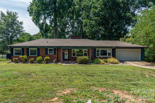 117 Rockwood Lane, Statesville, NC 28677