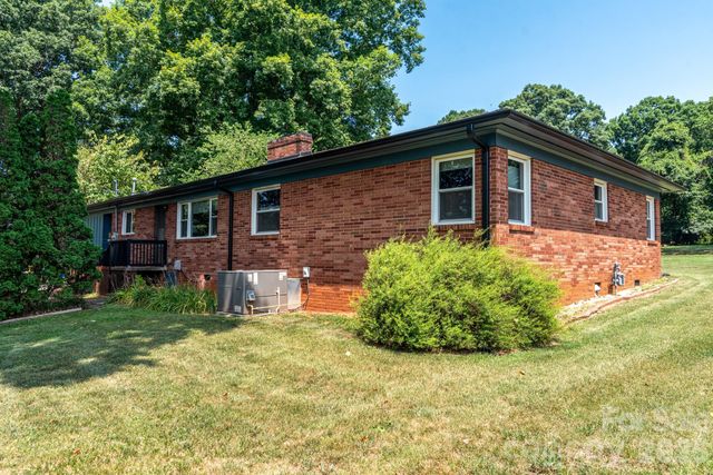 117 Rockwood Lane, Statesville, NC 28677