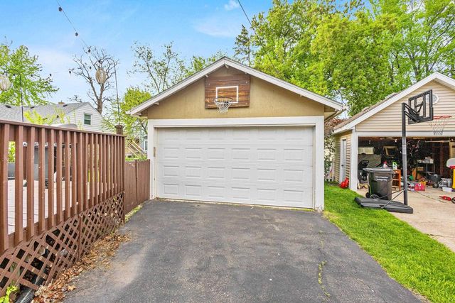 808 E HANCOCK STREET, Appleton, WI 54911