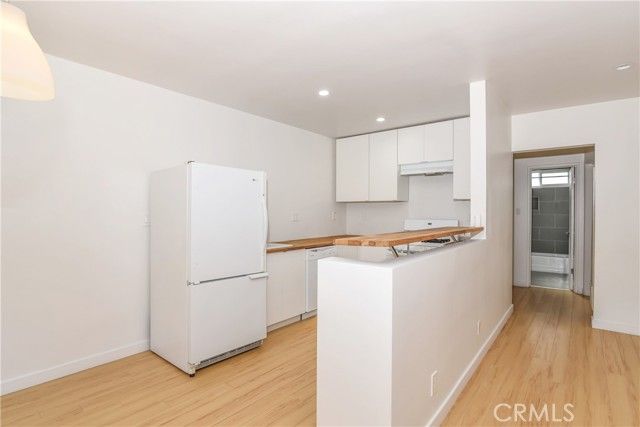 11921 Goshen Avenue 6, Los Angeles, CA 90049