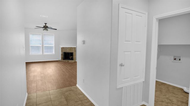 5836 Mirror Ridge Drive, Fort Worth, TX 76179