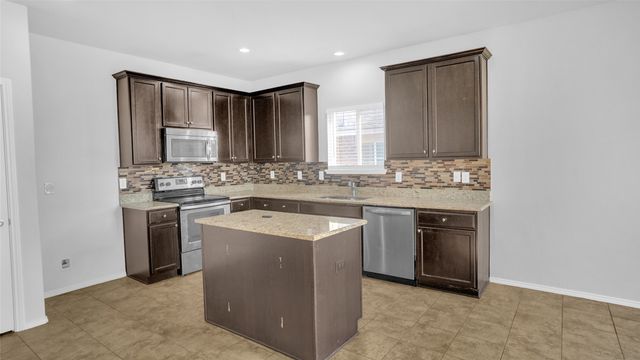 5836 Mirror Ridge Drive, Fort Worth, TX 76179