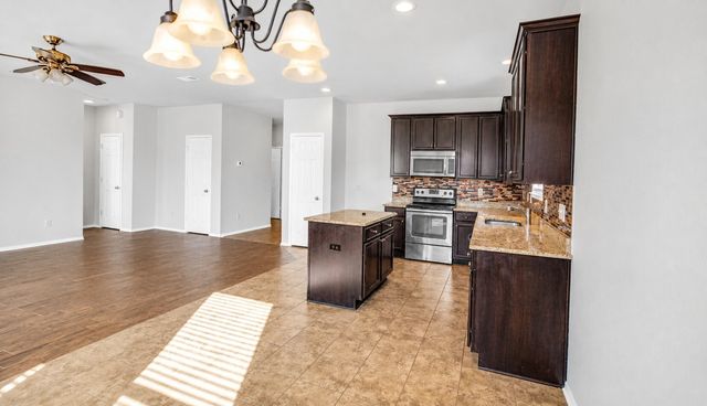 5836 Mirror Ridge Drive, Fort Worth, TX 76179