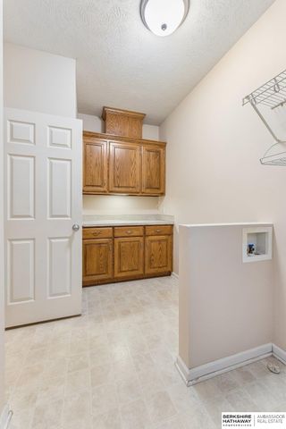 18608 Lamont Street, Omaha, NE 68130