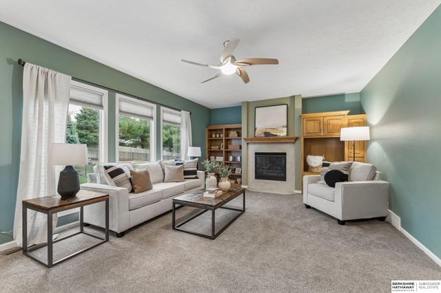 18608 Lamont Street, Omaha, NE 68130