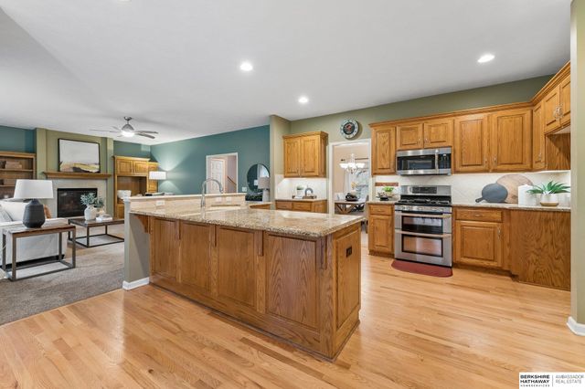 18608 Lamont Street, Omaha, NE 68130