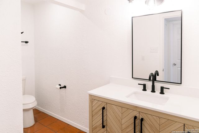 1385 OBLATE DR, San Antonio, TX 78216