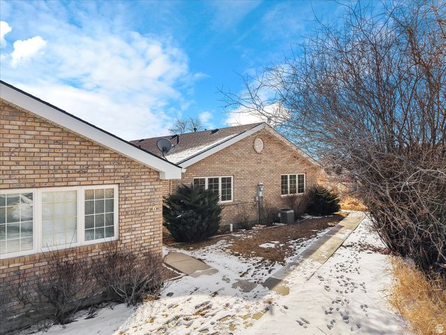 20 S LAKESIDE DR, Garden City, UT 84028