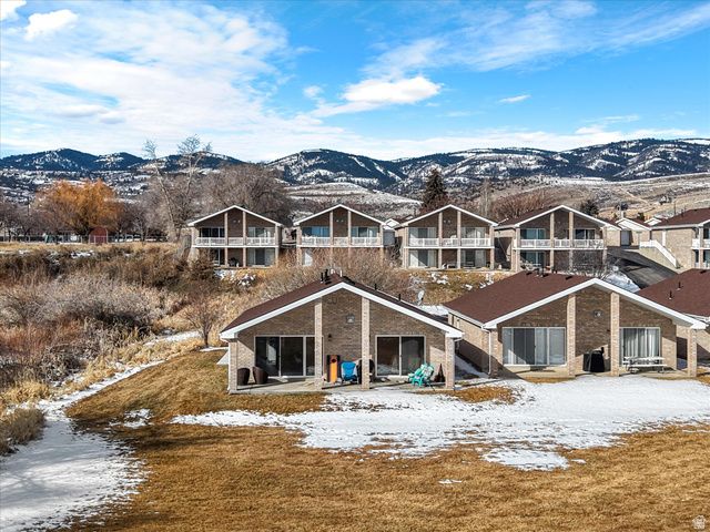20 S LAKESIDE DR, Garden City, UT 84028