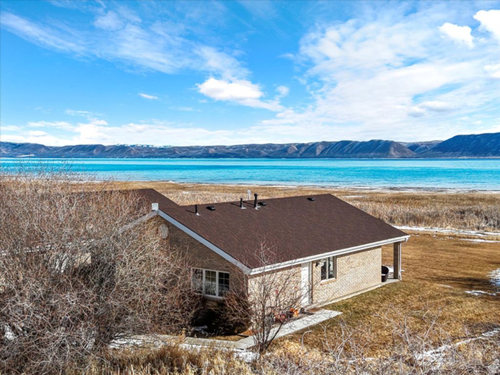 20 S LAKESIDE DR, Garden City, UT 84028