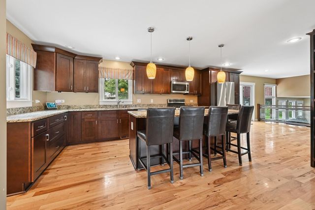 4708 N Burman Drive, Crystal Lake, IL 60014