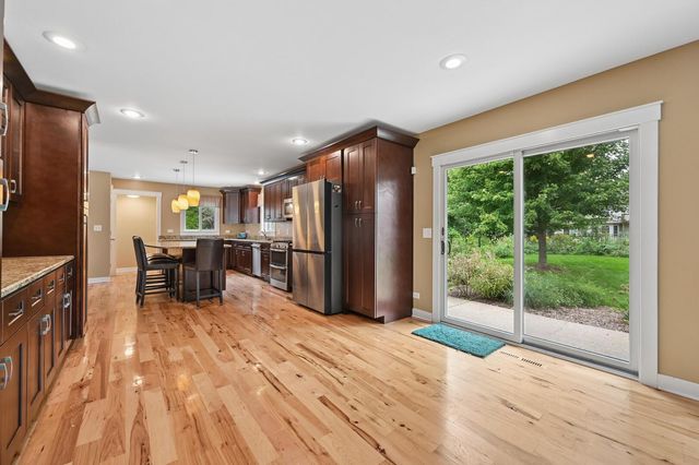 4708 N Burman Drive, Crystal Lake, IL 60014