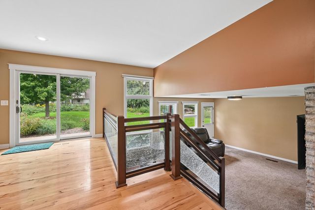 4708 N Burman Drive, Crystal Lake, IL 60014