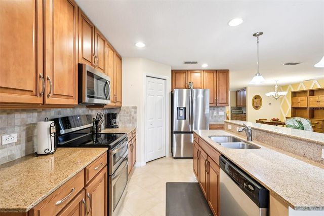 30308 LIPIZZAN TERRACE, Mount Dora, FL 32757