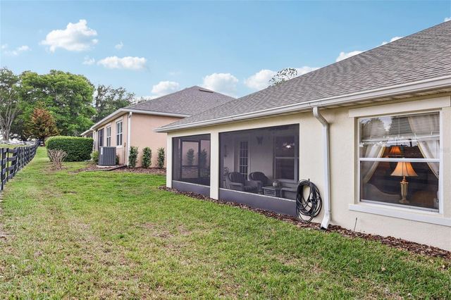 30308 LIPIZZAN TERRACE, Mount Dora, FL 32757