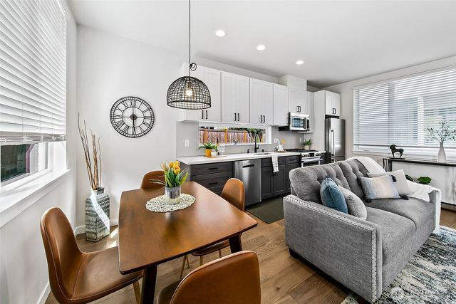 1525 C 17th Avenue S, Seattle, WA 98144