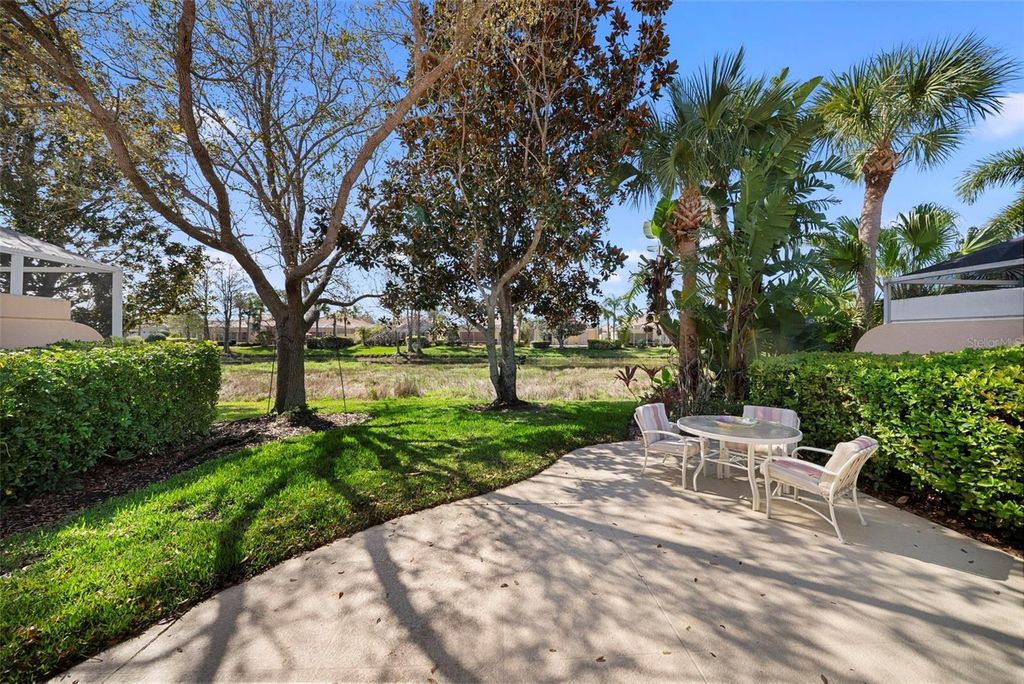 Image 22 of property listing at 5566 MODENA PLACE, Sarasota, FL 34238