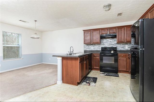 504 Simpson Place Drive, Forest Park, GA 30297