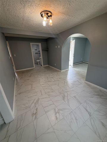 480 Saint Johns Street, Central Islip, NY 11722