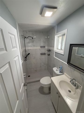 480 Saint Johns Street, Central Islip, NY 11722