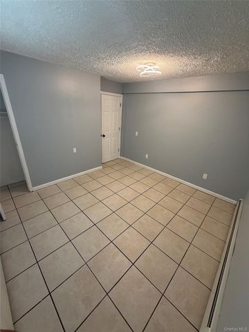 480 Saint Johns Street, Central Islip, NY 11722