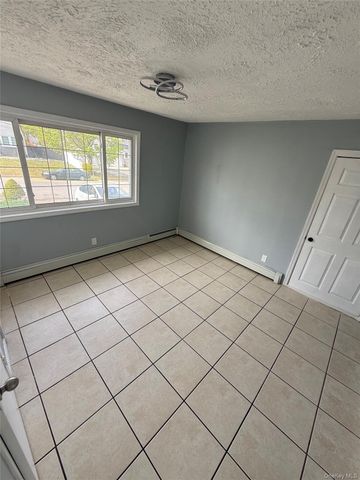 480 Saint Johns Street, Central Islip, NY 11722