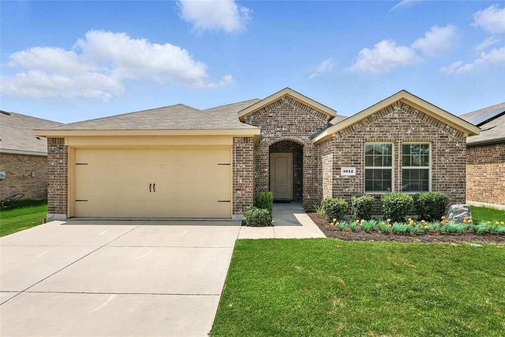 1012 Poinsettia Boulevard, Denton, TX 76209