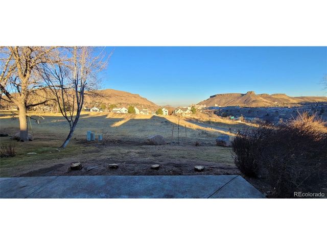 513 Canyon View Dr, Golden, CO 80403