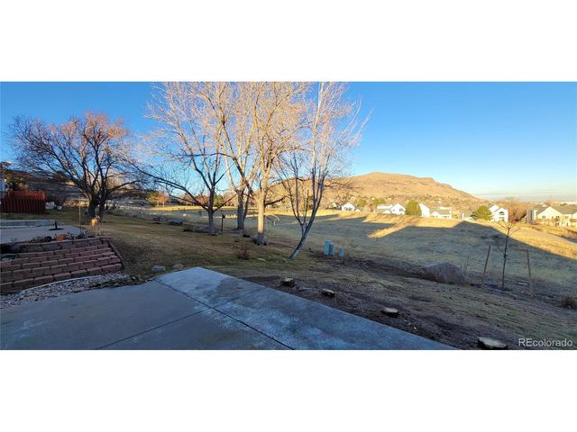 513 Canyon View Dr, Golden, CO 80403