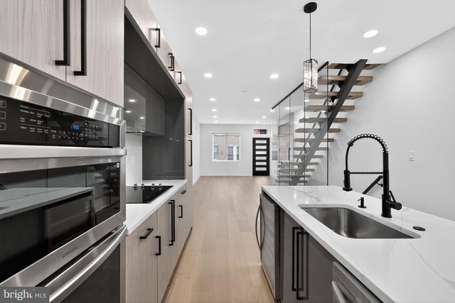 1424 S RINGGOLD ST, Philadelphia, PA 19146