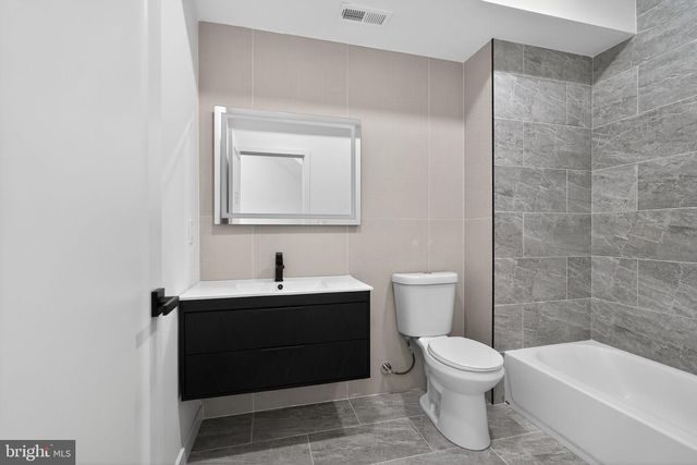 1424 S RINGGOLD ST, Philadelphia, PA 19146