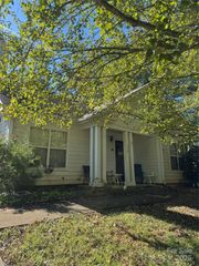 232 Cedarcroft Drive, Mooresville, NC 28115
