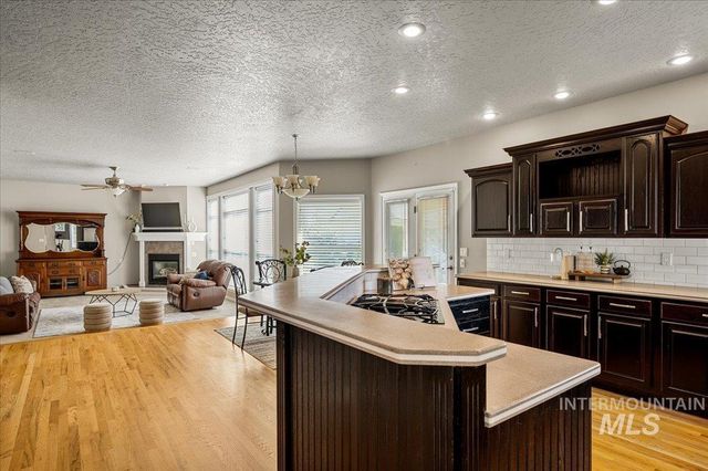 529 W Bayhill, Nampa, ID 83686