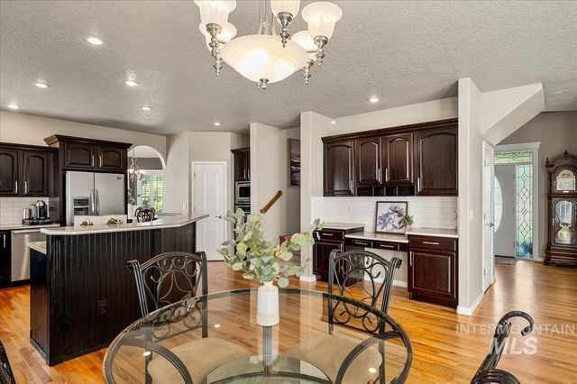 529 W Bayhill, Nampa, ID 83686
