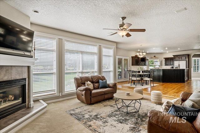 529 W Bayhill, Nampa, ID 83686